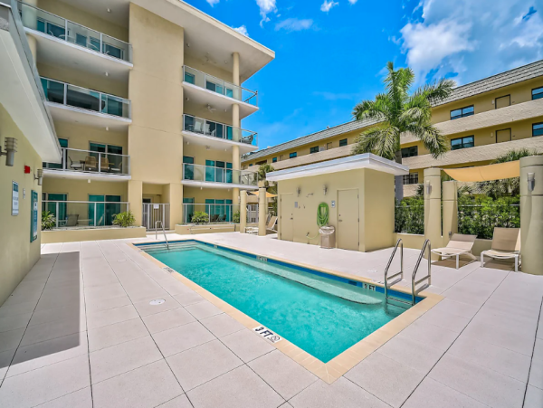 Crescent Beach Siesta Key Luxurious Vacation Condo Two Bedrooms